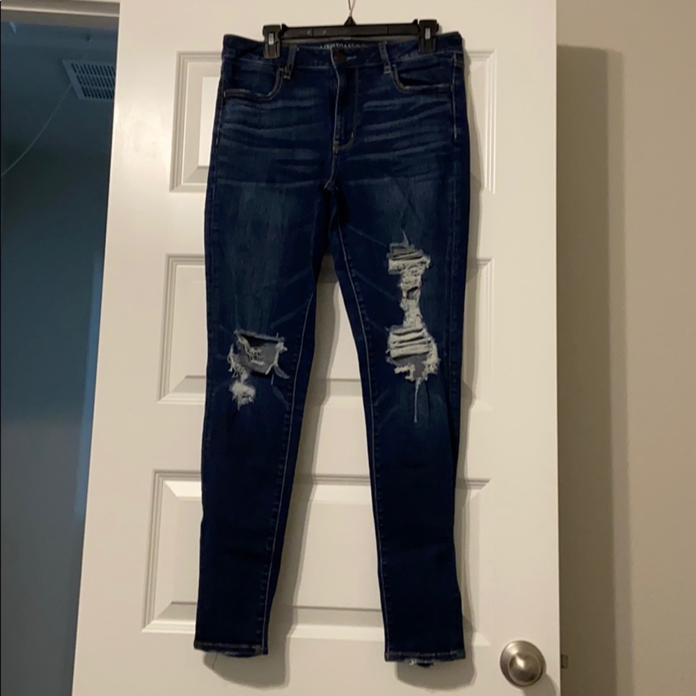 American Eagle women’s jeans